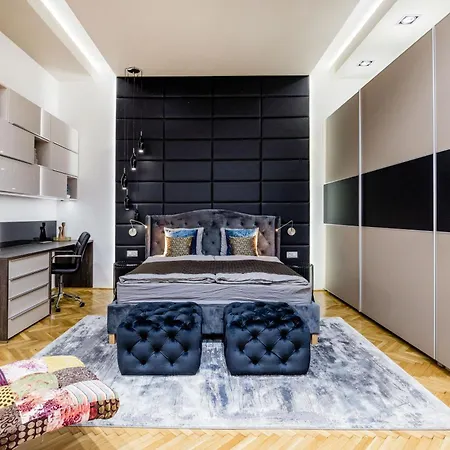 Spacious Designer With Premium Touches Apartmán Budapešť