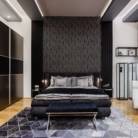 Spacious Designer With Premium Touches * Budapešť