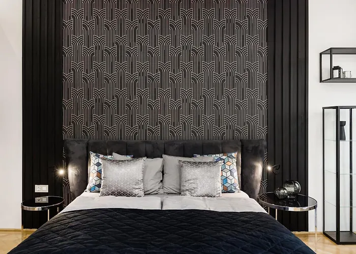 Spacious Designer With Premium Touches Daire Budapeşte